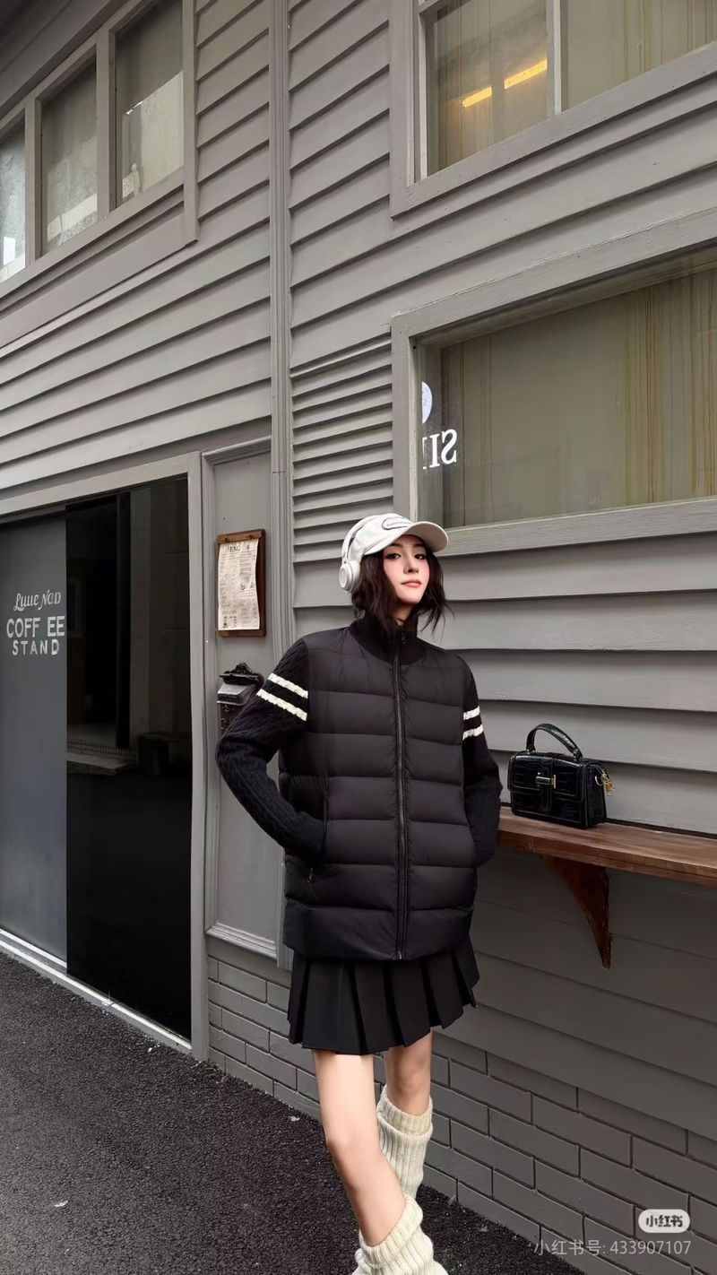몽클레르 스트라이프 슬리브 다운 재킷 - 쇼메 패딩 레플 참고 이미지